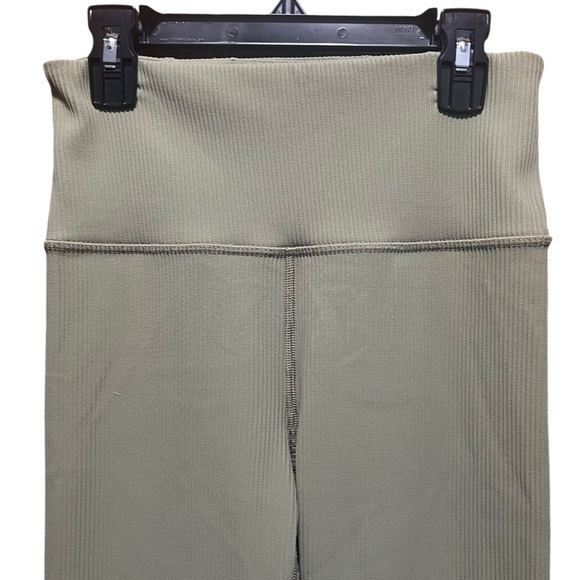 ATHLETA Elation Rib Tight Eucalyptus Olive Green Size Small Tall - Picture 6 of 10